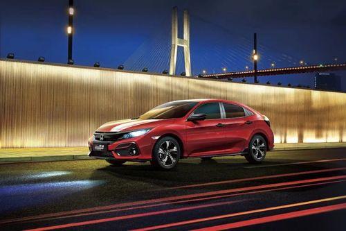 最新款思域爆料照片真实,动感外观与科技配置完美融合，引领轿车市场新潮流”